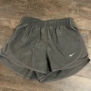 Nike Women's Dri-Fit Tempo Running Shorts
